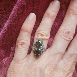 Vintage style onyx and marcazite ring